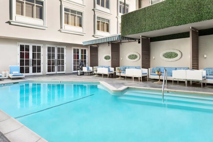 The Mosaic Hotel - Beverly Hills