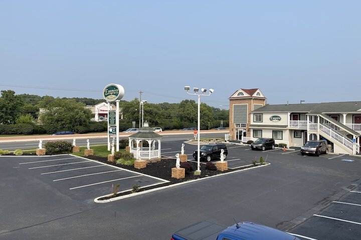Hotel 3 of 62