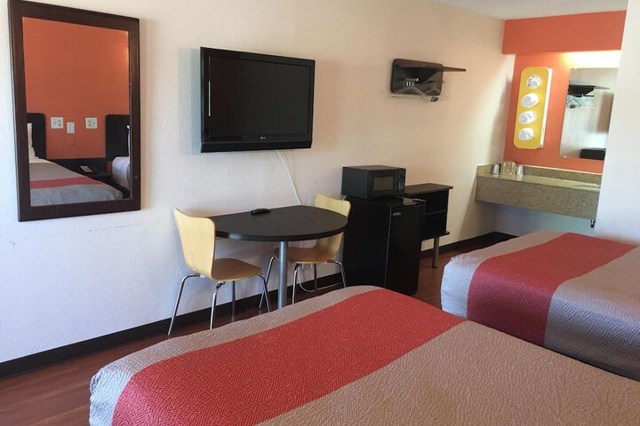 Room 20 of 34