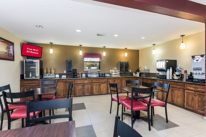 Red Roof Inn Conroe North - Willis