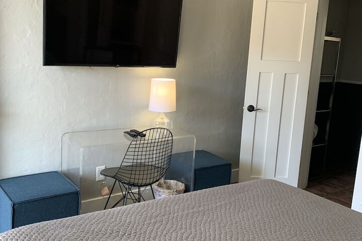 Room 5 of 47