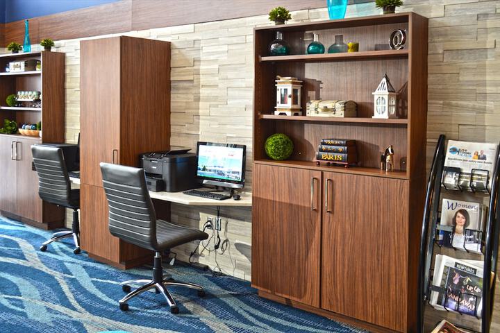 Holiday Inn & Suites Syracuse Airport - Liverpool by IHG
