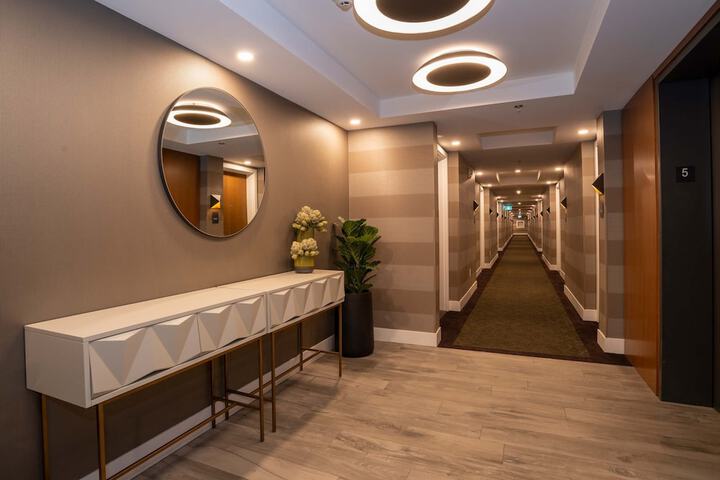 Ballroom/Hall 64 of 67