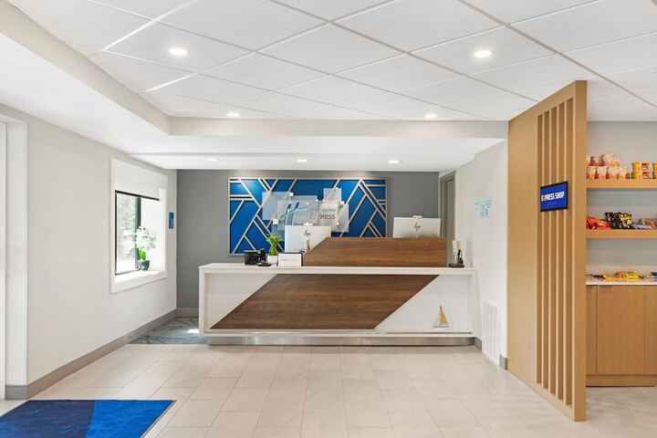 Holiday Inn Express Hyannis Cape Cod by IHG