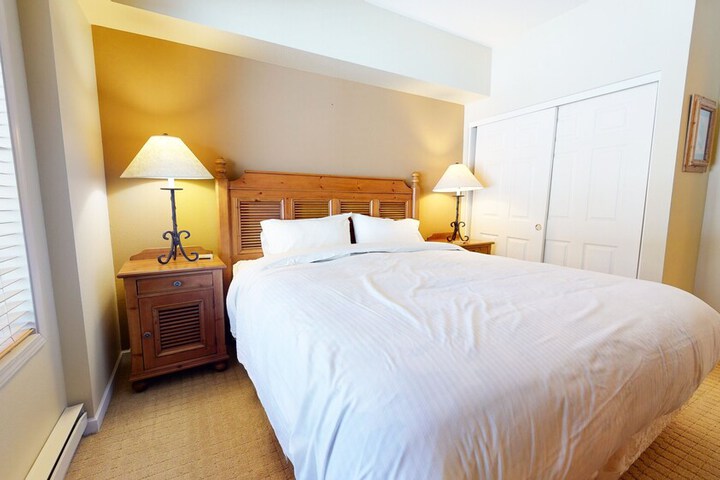 Room 20 of 28