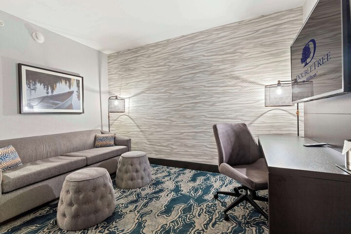Room 15 of 59