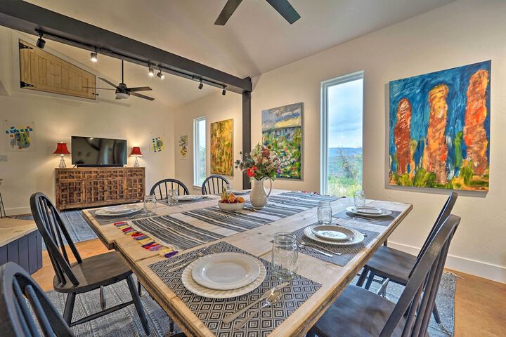 Pet-friendly Mancos Gem w / Patio & Fire Pit!