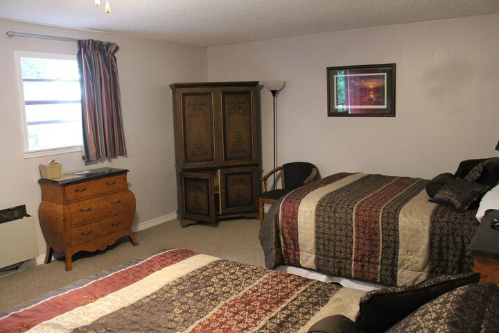 Room 59 of 219