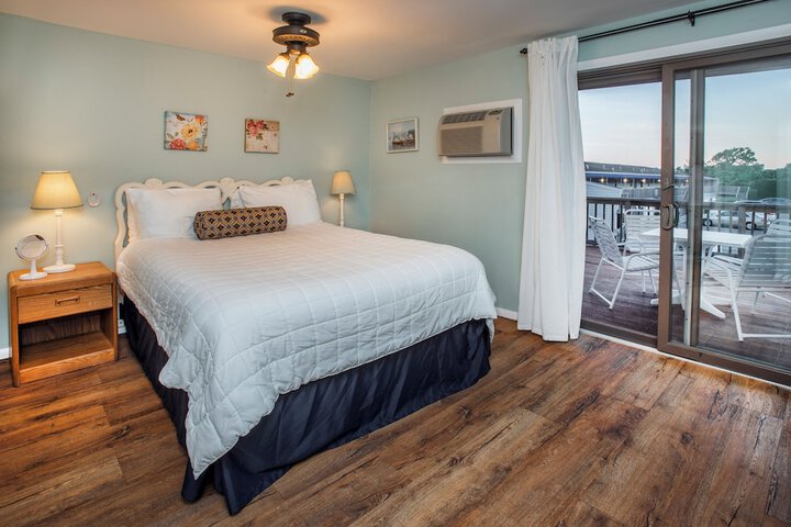 Room 19 of 29
