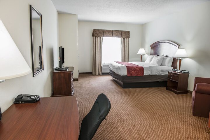 Room 26 of 38