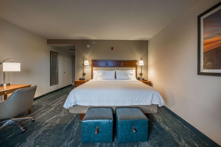 Room 42 of 59