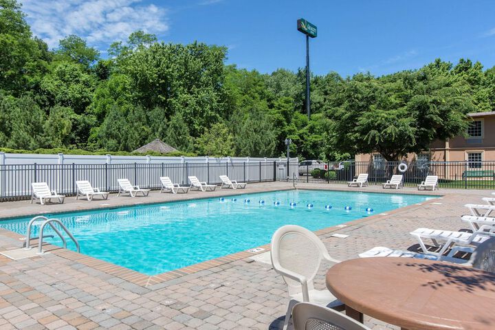 Pool 2 of 35
