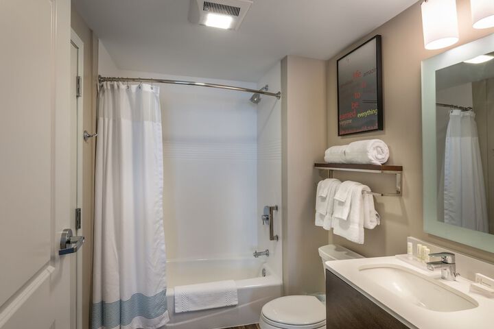 TownePlace Suites by Marriott Milwaukee Oak Creek