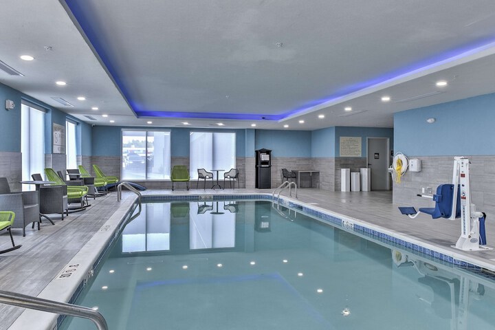 Pool 8 of 30