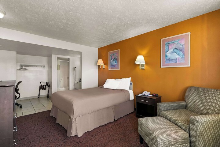 Room 22 of 30