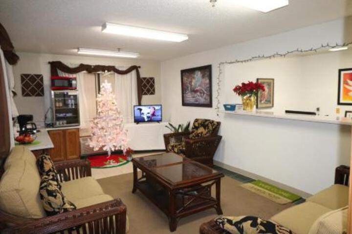 Smart Choice Inn and Suites
