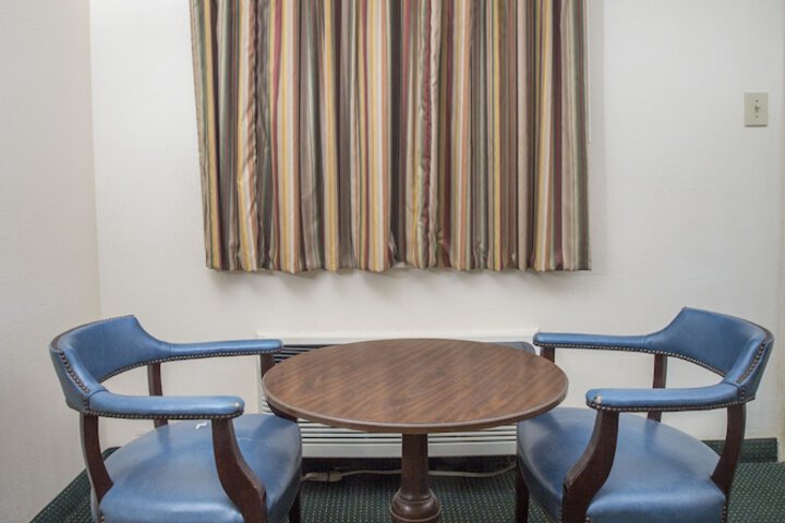 Motel 6 Sandersville GA