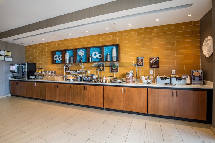 Breakfast/Coffee Service 27 of 33