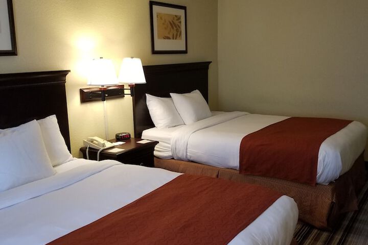 Country Inn & Suites by Radisson Lexington, VA