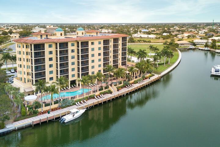 Holiday Inn Club Vacations Sunset Cove Resort by IHG