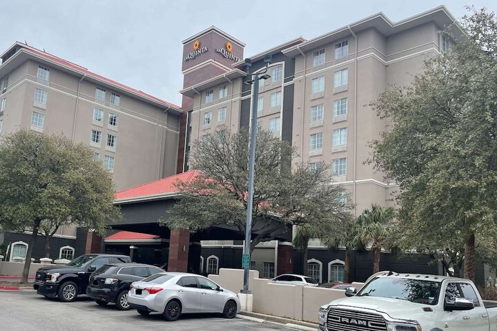 Hotel 5 of 32