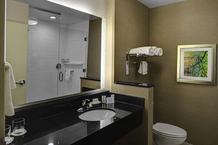 Room 11 of 20