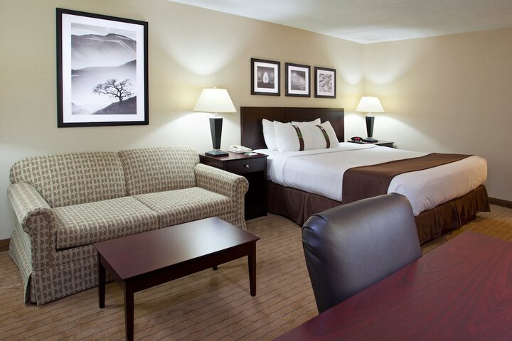 Room 44 of 87