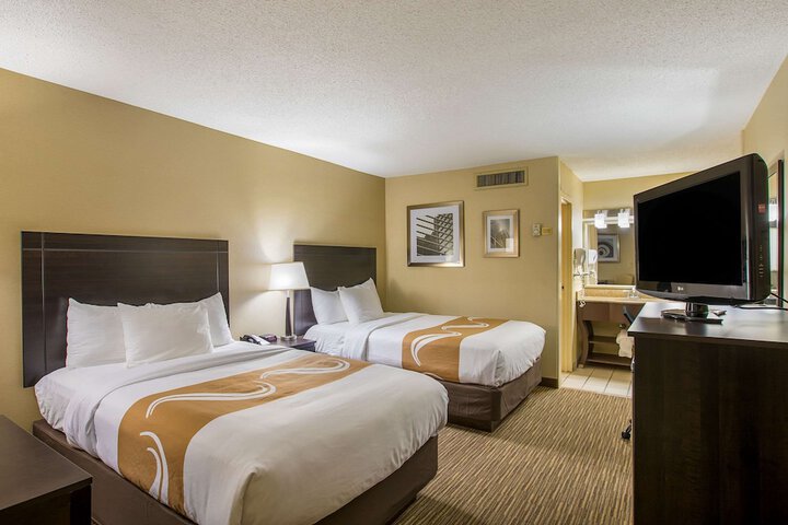 Room 21 of 42