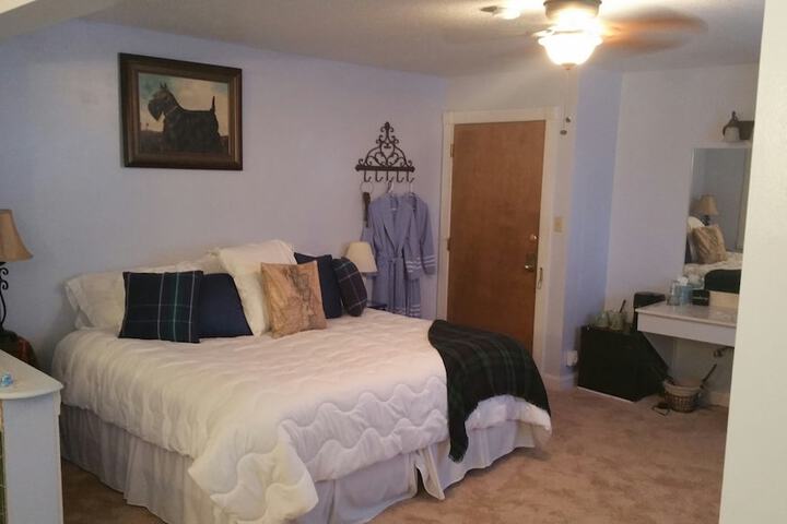 Room 50 of 78