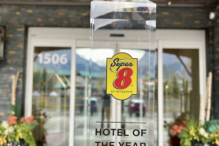 Super 8 by Wyndham Canmore