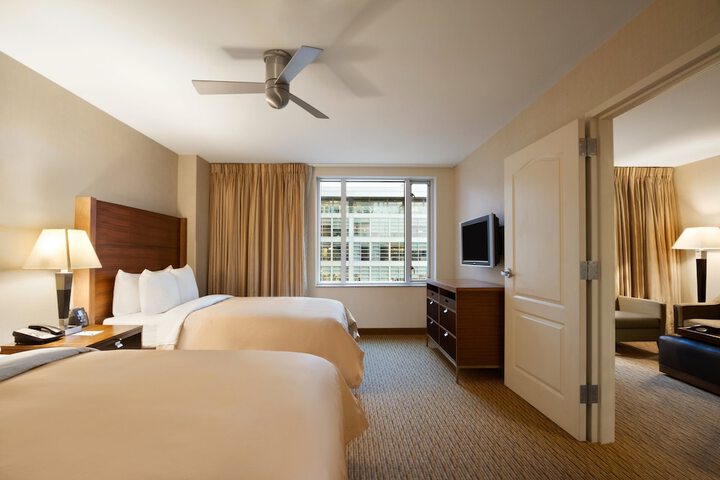 Room 11 of 30