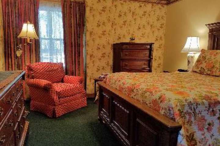 Room 56 of 107