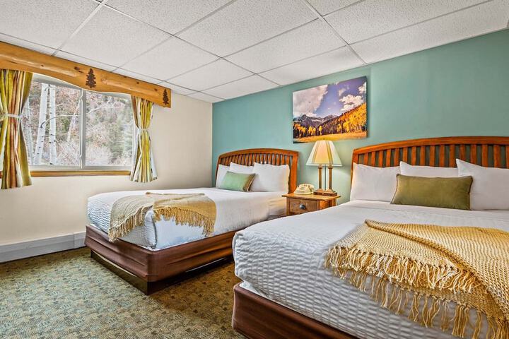 Room 42 of 51