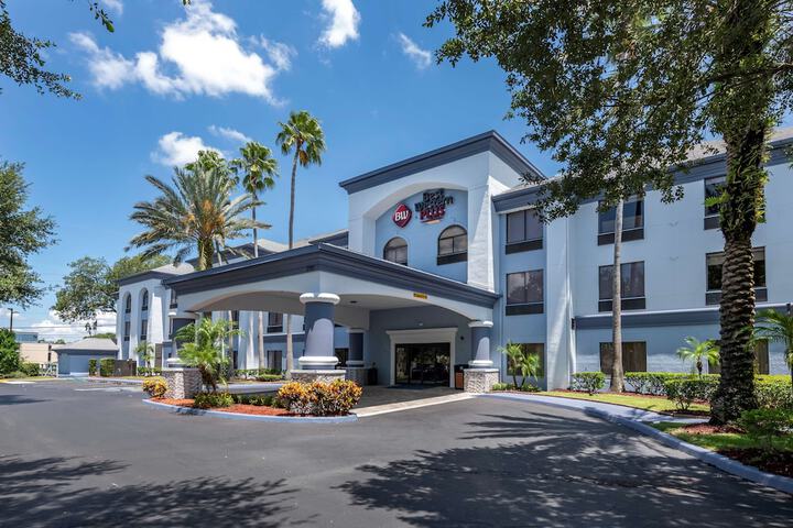 Hotel 2 of 25