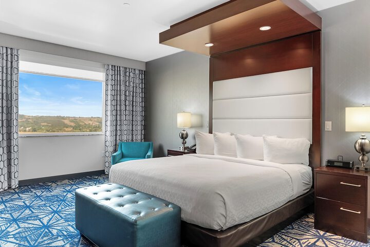 12 Tribes Omak Casino Hotel