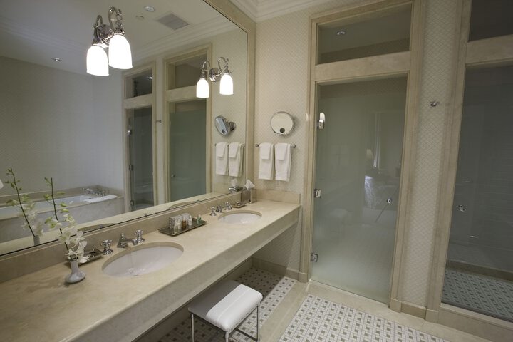 Capital Hotel