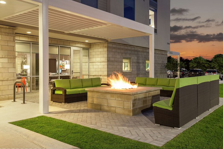 Home2 Suites by Hilton Austin North / Near the Domain