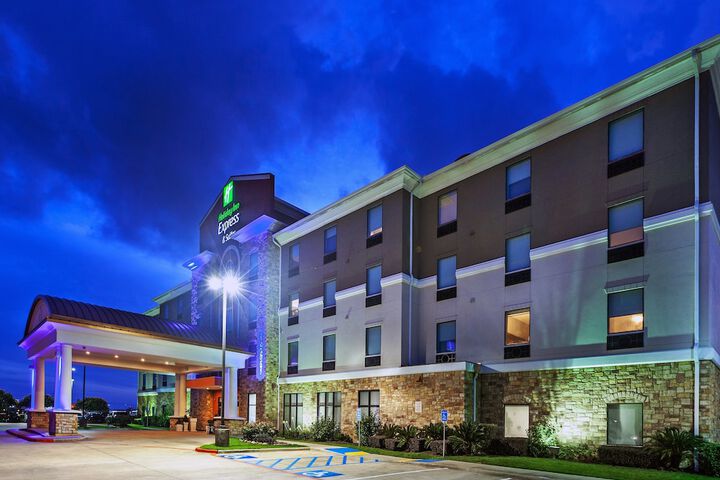 Hotel 4 of 38