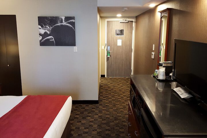 Room 23 of 58