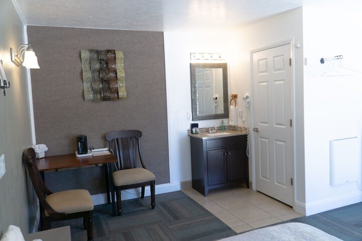 Bybees Steppingstone Motel