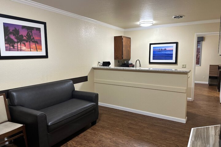 Room 14 of 29