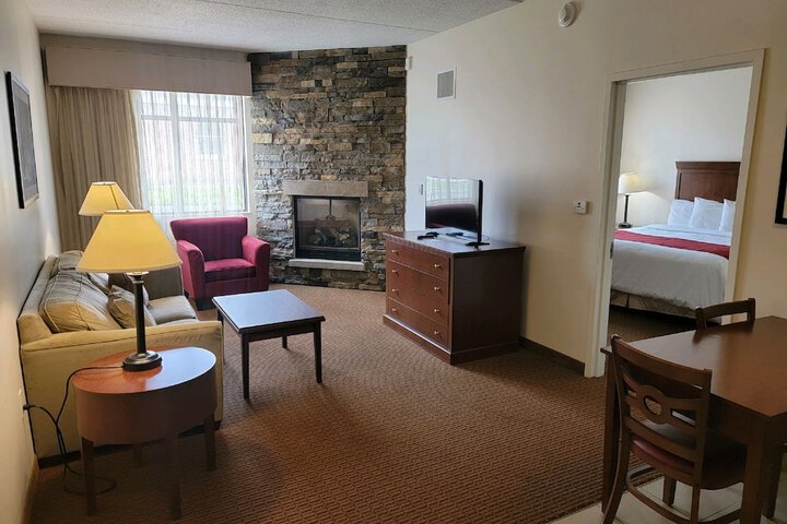 Room 42 of 72
