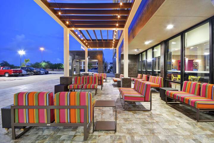 Home2 Suites by Hilton Texas City Houston