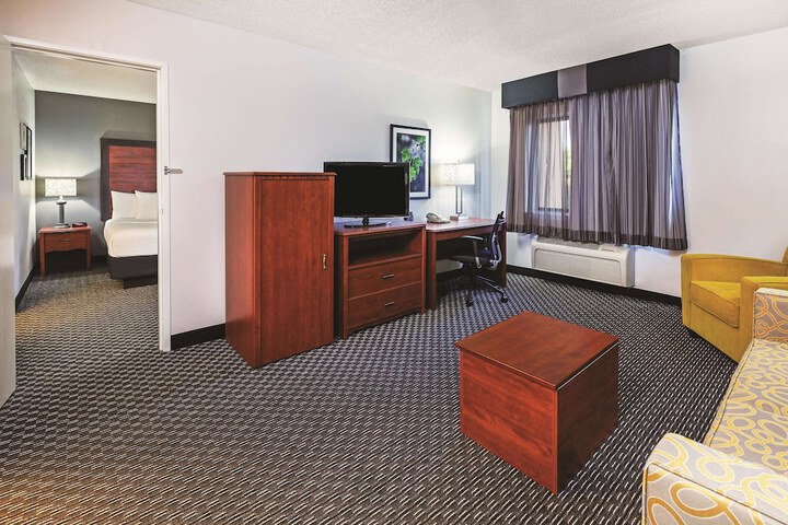 Room 21 of 41