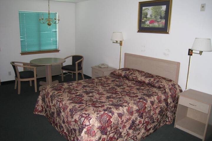 Room 21 of 41