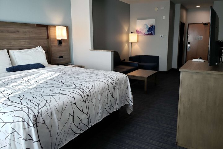 Room 10 of 31