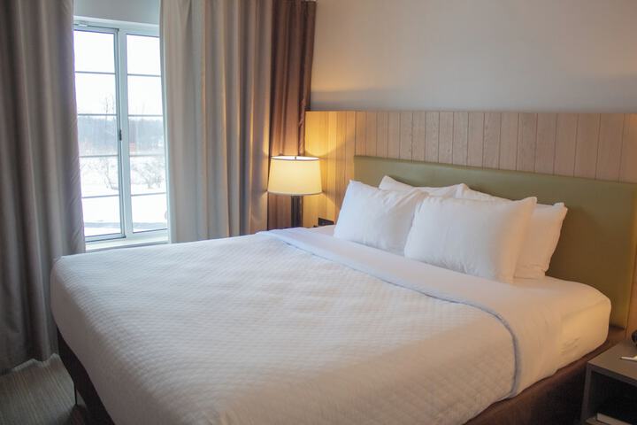 Country Inn & Suites by Radisson Big Rapids, MI