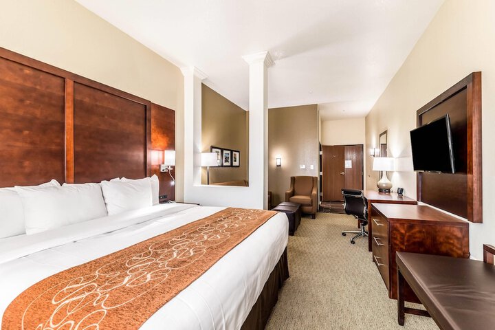 Comfort Suites Grand Prairie - Arlington North