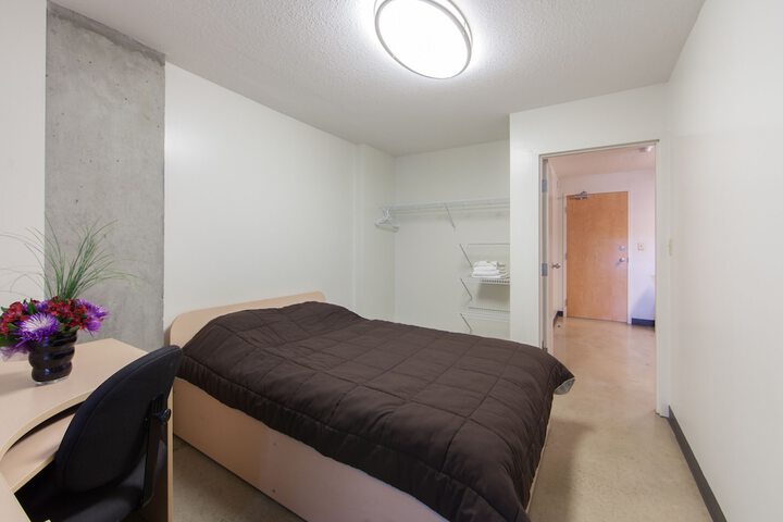 Room 54 of 80