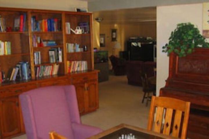 Creekside Condo at the Kelly Lodge Holiday home 2 BestStayz.1